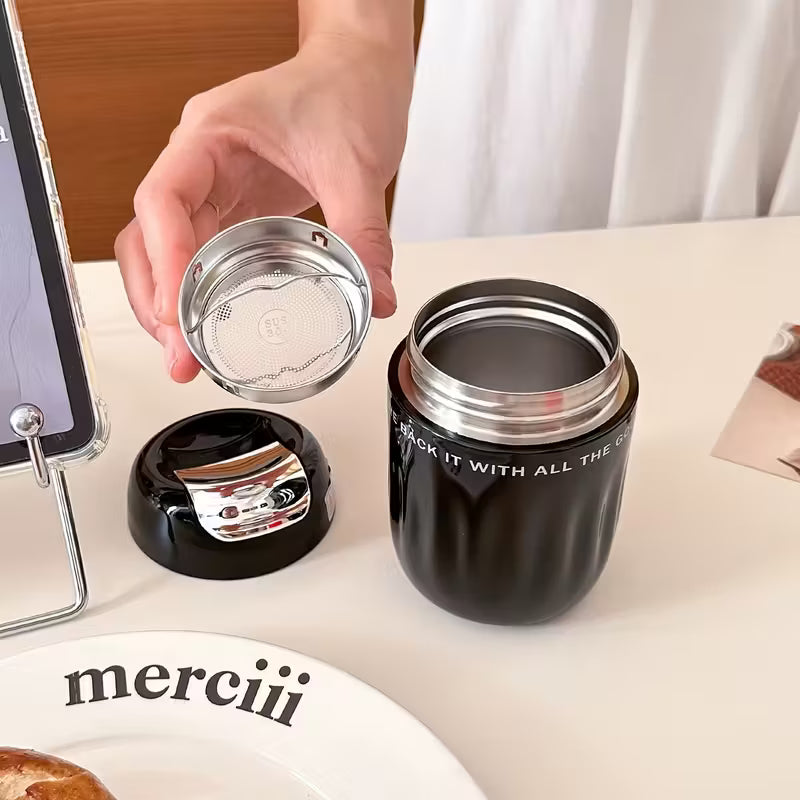 Mini Caneca Térmica 220ml com Infusor Cafetto – Inox a Vácuo Antivazamento p/ Café e Chá