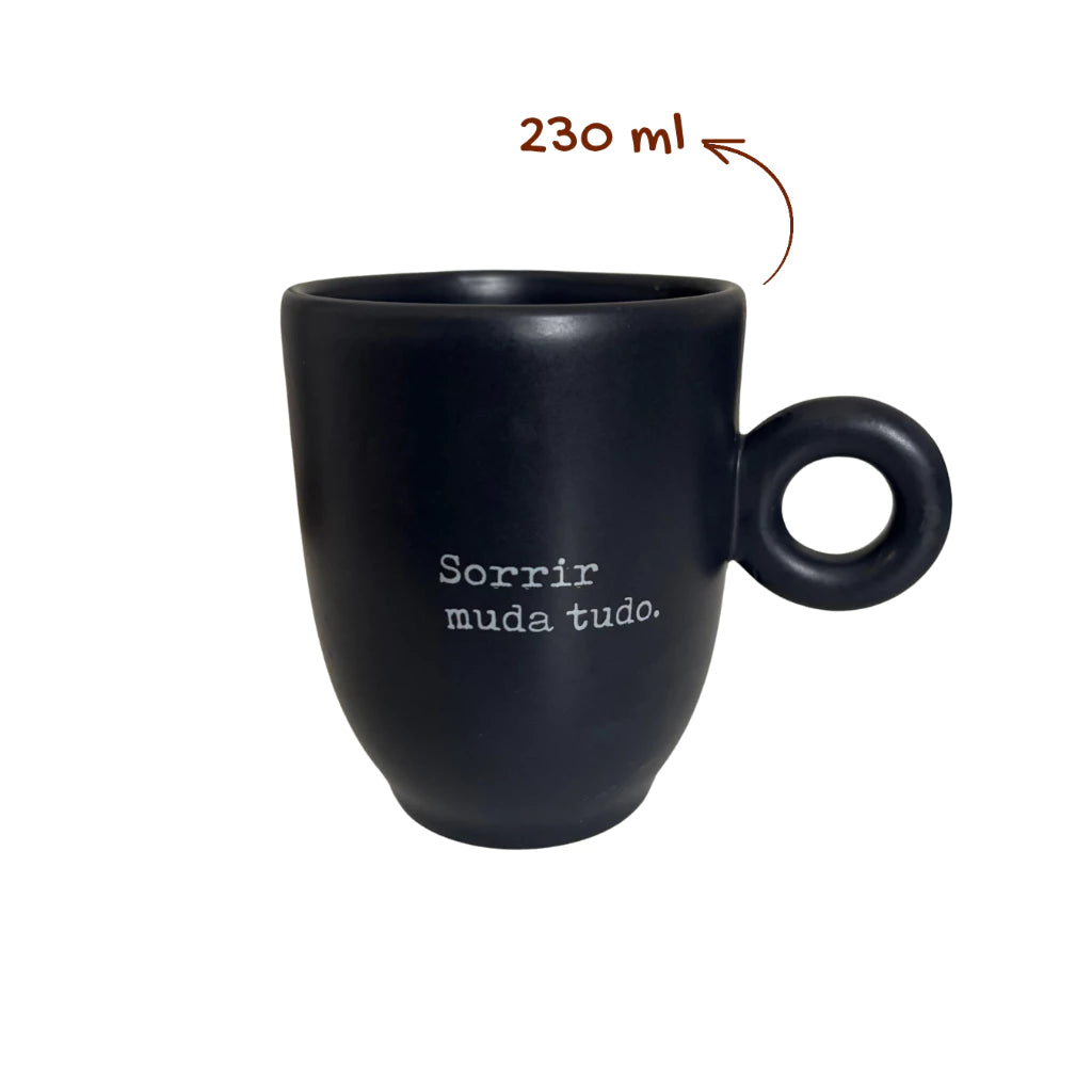 Caneca Preta Fosca 230ml com Frase Motivacional | Design Minimalista – Cafetto