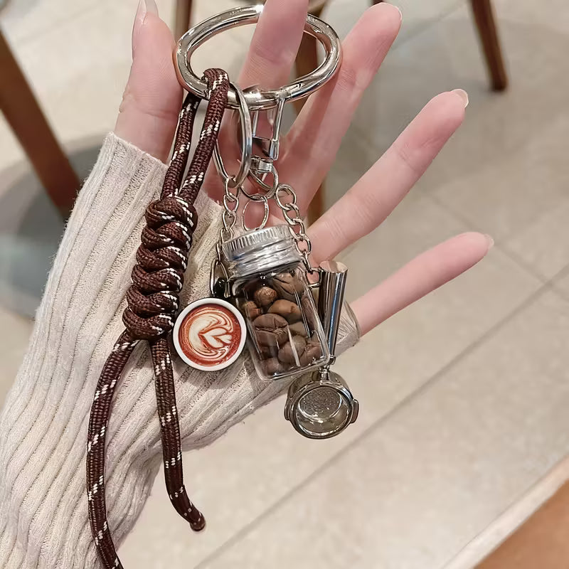 Chaveiro Trançado Cafetto® – Estilo e Presente Versátil