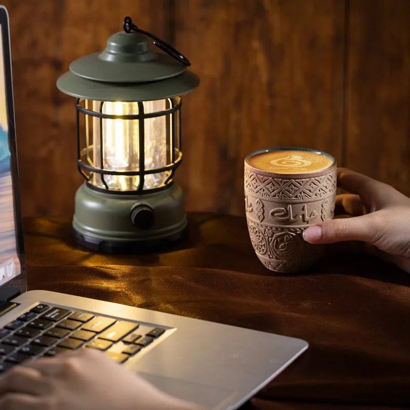 Xícara Árabe Retrô Cafetto – Cerâmica Premium com Relevo Oriental p/ Café e Chá